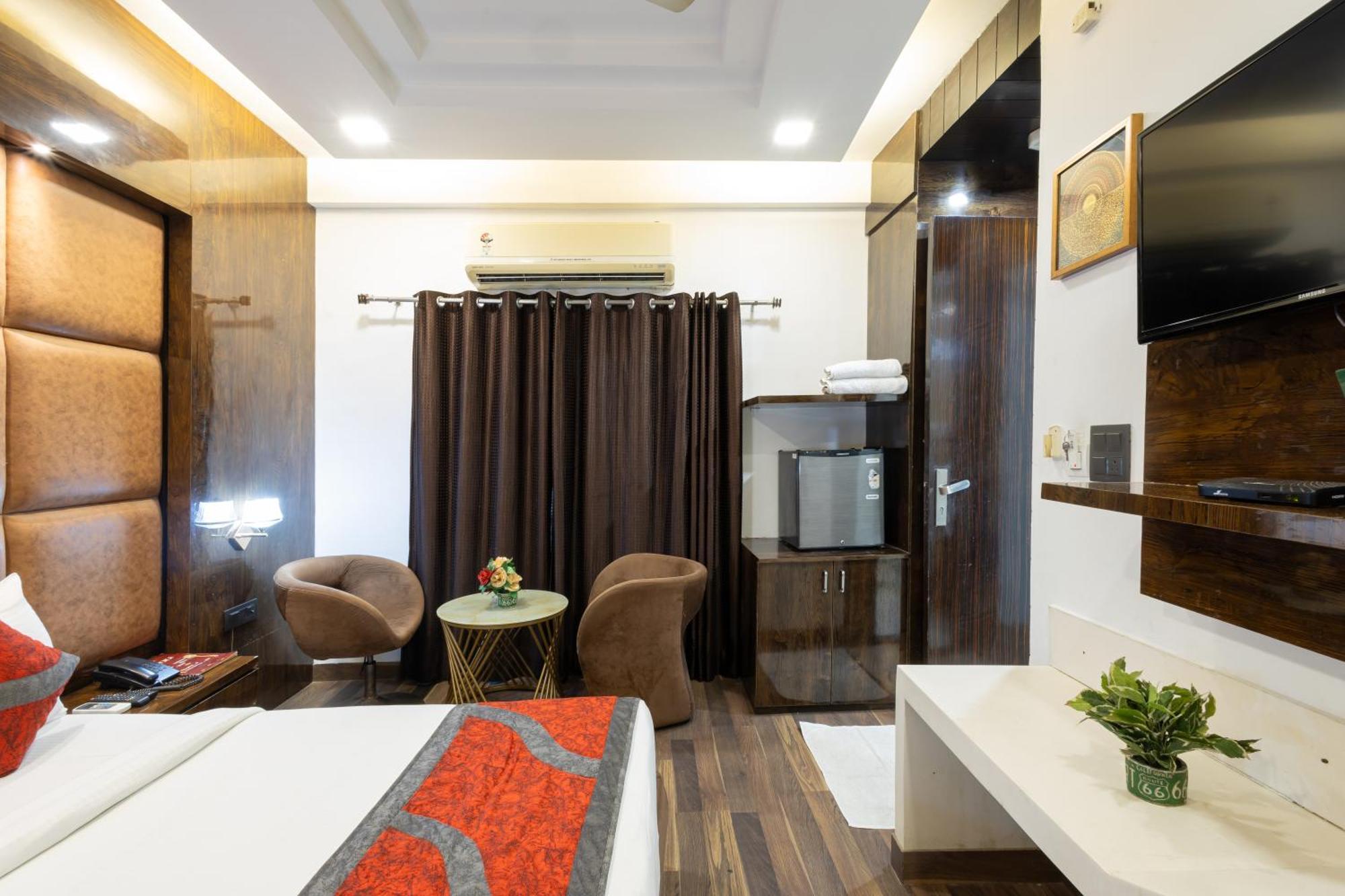 Hotel Gold Souk - Karol Bagh Delhi  Exterior photo